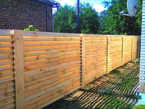 деревянный забор 